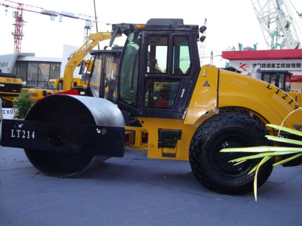 LT214 14ton single drum vibratory road roller