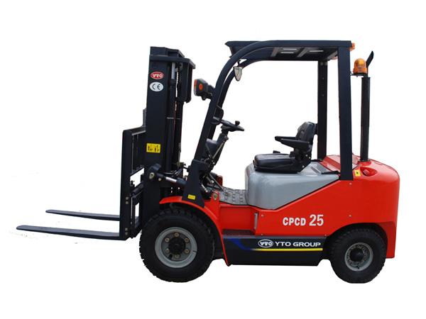 YTO 1.5T battery forklift CPD15