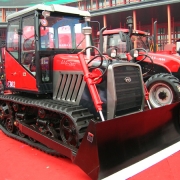 YTO-C802-crawler-tractor